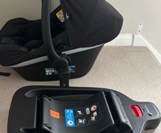 EnfaSafe i-Size R129 Car Seat + ISOFix Base Set (Black)