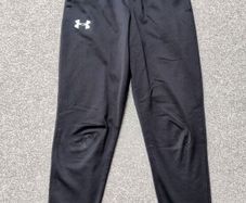 Under Armour Tracksuit Bottoms Size YXS
