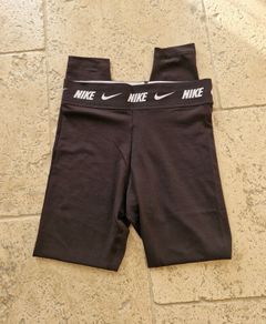 Nike leggings (Size M)