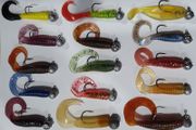 No#9 - New - Set of 15pcs mix colour Mini soft lures 4,5-5cm and 7cm on jig heads No 1, 1/0 and 2/0 - Pike Perch Trout Salmon Bass Cod Pollock