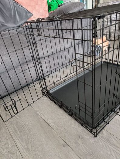 Dog crate