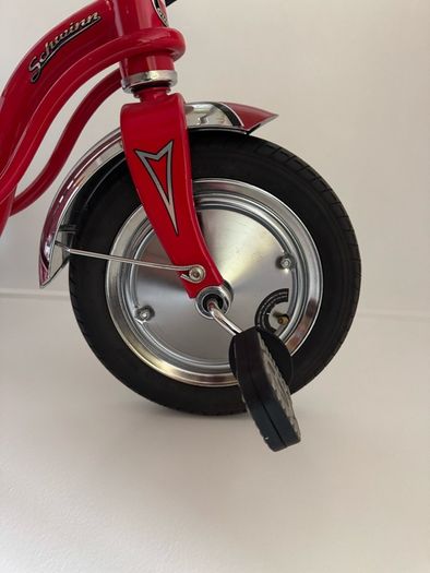 Schwinn Roadster Classic Kids Tricycle Red Excellent Condition
