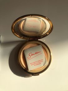 vintage Stratton Powder Compact
