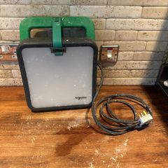 Schneider Builders light