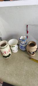 Collection of 4 vintage decorative ceramic pottery vases ,Fuchsia Design bud vase handcrafted ceramic item signed by the artist "Moses" from Cyprus 18.00 e. Wedgwood collection wild strawberry bud vase12.00 E. Vase blue 11 cm blue design Modra majolica sp