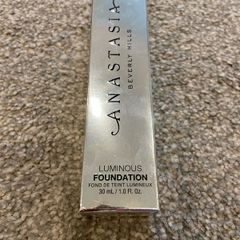 Anastasia Beverly Hills Luminous foundation