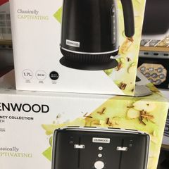 Black Kettle and Toaster