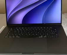 Macbook Pro (16" M5 Pro 1tb Ssd 24gb Ram)