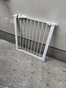 Baby gate