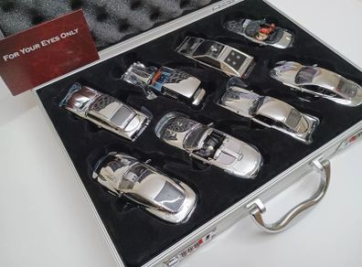 Corgi James Bond Attache Case with 8  Chrome Bond Cars