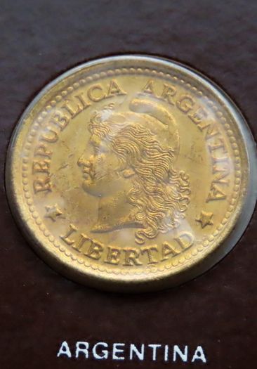 Argentina 1975 Vintage Coin Stamp cover BUNC