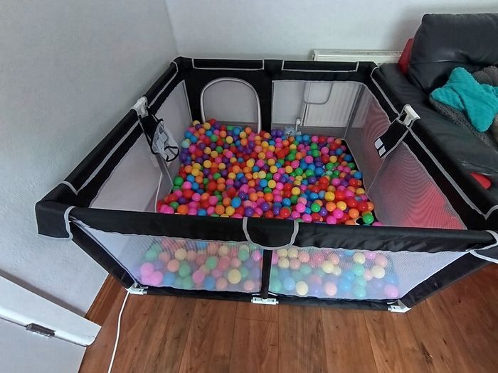 Ball Pit and Balls