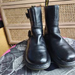 Dr.Martens
