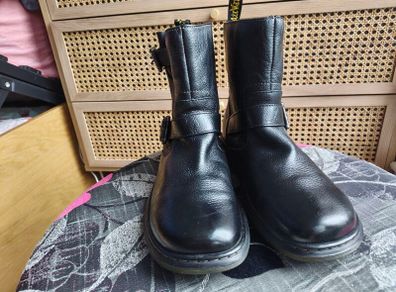 Dr.Martens