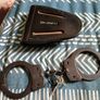 hand cuffs Image 2