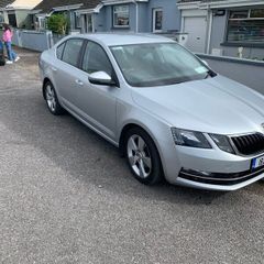 Car skoda octavia