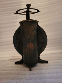 Antique Household upright Scales