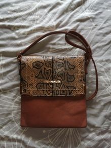Michael Kors Messanger Style Bag