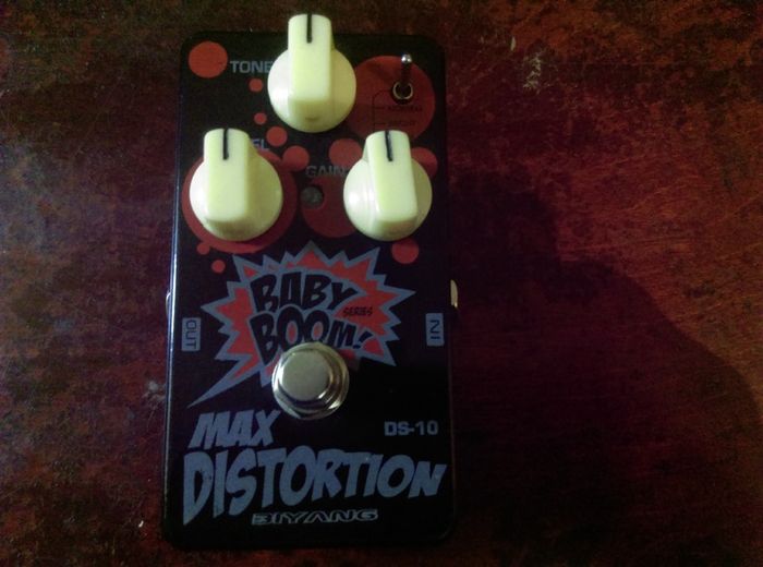 Guitar pedal clear out