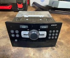 Vauxhall Corsa D CD30 MP3 Radio Stereo Head Unit OEM Genuine