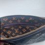 'Louis Vuitton' Wrist Bag Image 6