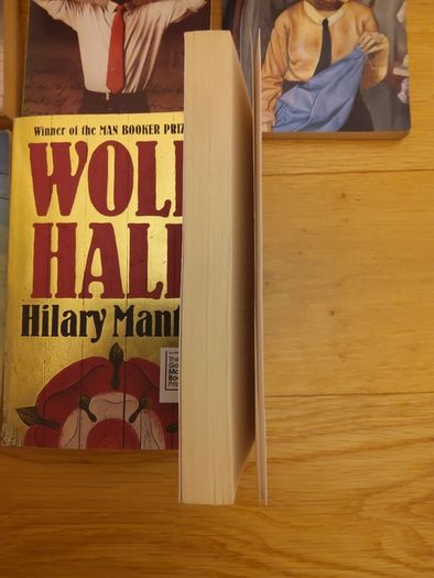 Bundle of fiction books.