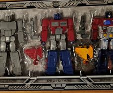 Transformers Spotlight Optimus Prime 3 Pack