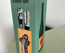 Wine Accessories Set (New)