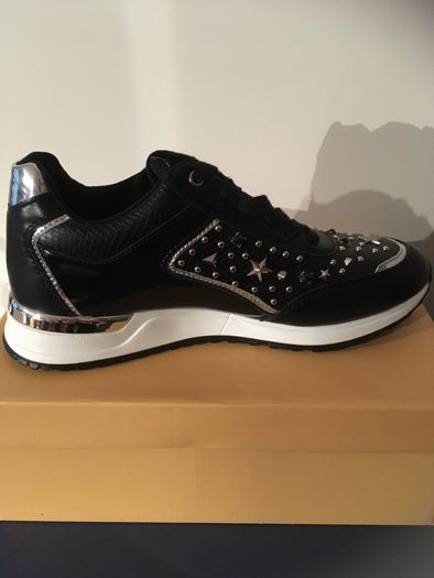 MENBUR Studded Trainers 40 New    /    Menbur Women Smart Sneakers 6.5