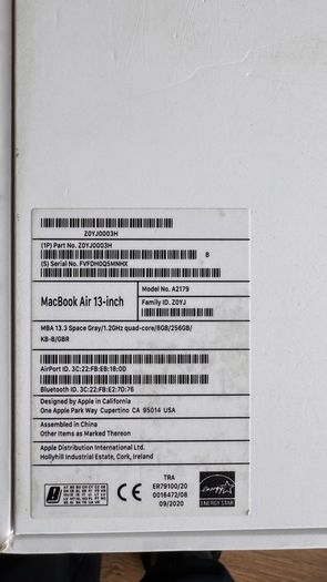 MacBook Air 2020 i7 Quad Core
