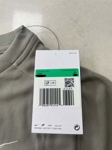 Kids Nike green t-shirt
