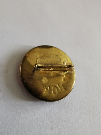 Lenin badge