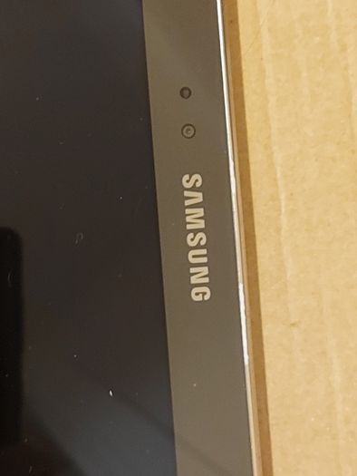 Samsung Galaxy Tab S, 10.5 inch, Model SM-T800, screen has a slight crack or 2 but touchscreen works fine