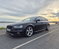 2012 Audi A4 S-Line Black Edition