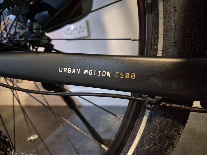 Mint Beeq Urban Motion C500 Shimano hybrid road legal e-Bike + extras