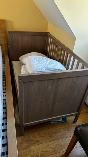 Baby cot