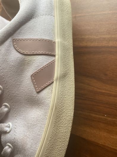 Veja womens
