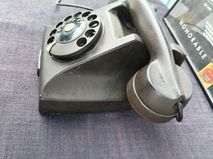 Vintage Bakelite Phone