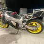 suzuki gsxr 600 srad breaking/parts Image 7