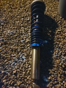 BMW E60 rear coilowers