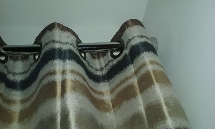 Beautiful  !NEW!  luxury eyelet curtains plus FREE tiebacks!
