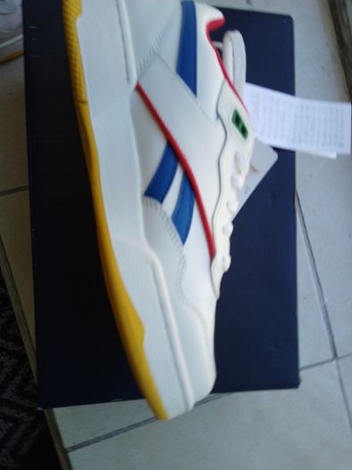 Reebok size 4 uk kids