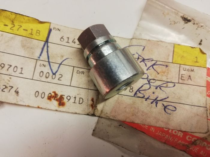 Suzuki RGV250 GSXR 750 /1100 Chain adjuster nut
