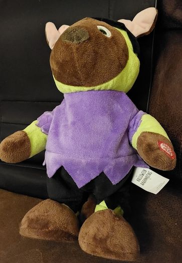 Frankenstein's singing plush ; (897)  2