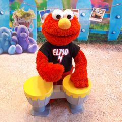 Let's Rock Elmo ORIGINAL HASBRO Talks and Sings E2 Sesame Street