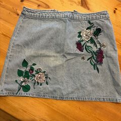 Denim skirt