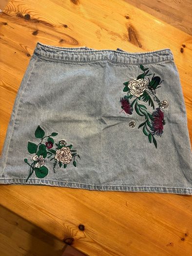 Denim skirt