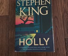 Stephen King HOLLY