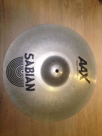 16" Sabian AAX stage crash