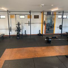3 Bay Wall Mounted Rig
